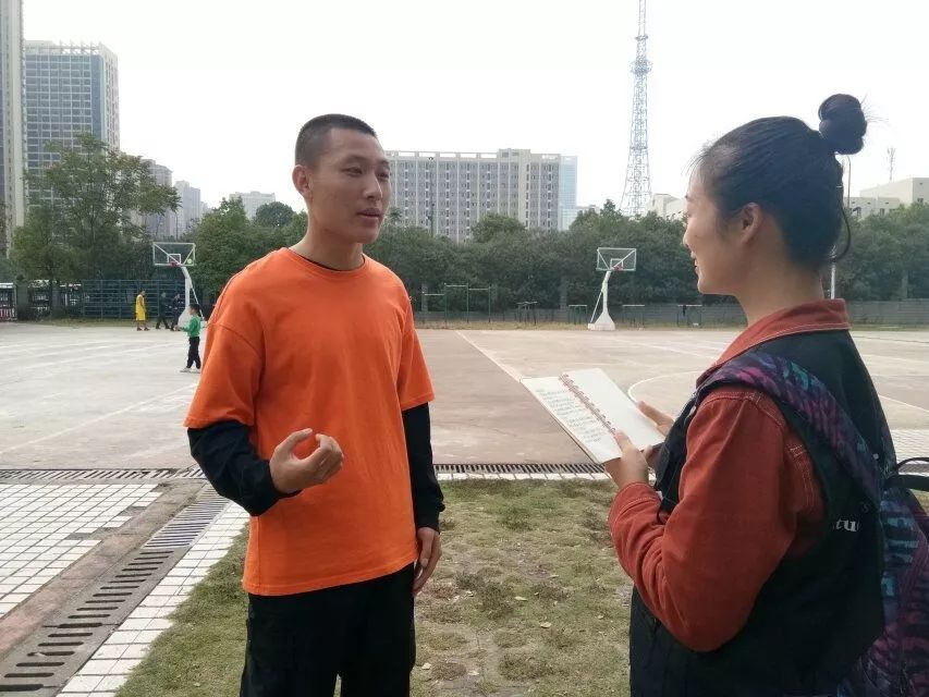 校运会开幕式精彩瞬间_校运会致辞_校园田径运动会