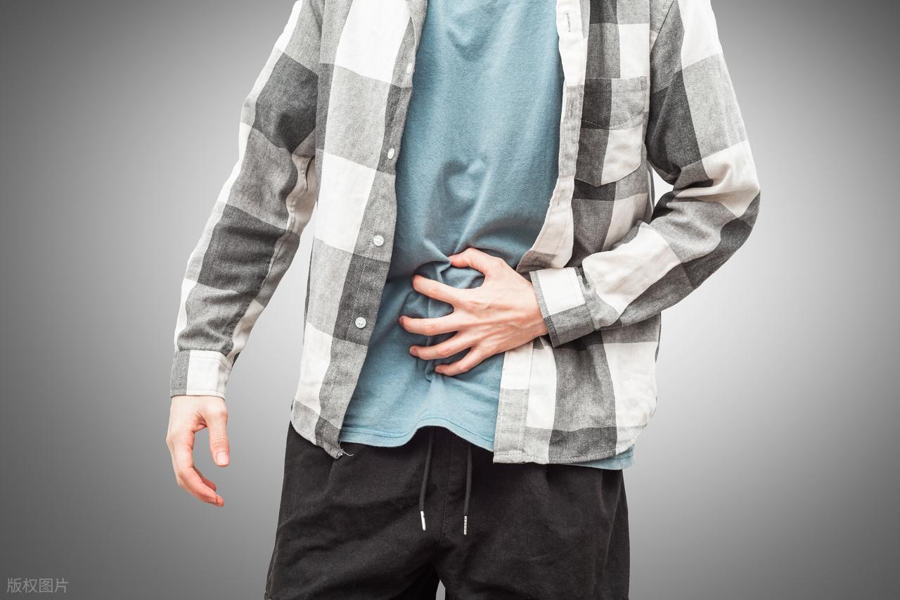 大便后擦纸有血_白度大便来血是什么原因_痔疮便血症状