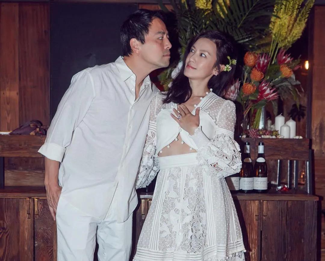 林熙蕾事业爱情孩子转变_林熙蕾全身照片_林熙蕾年龄变化