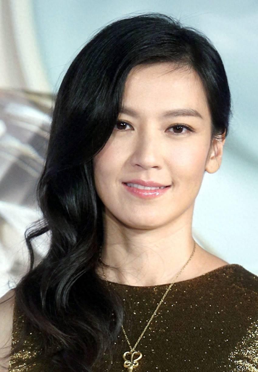 林熙蕾 演艺生涯 事业经历_林熙蕾全身照片