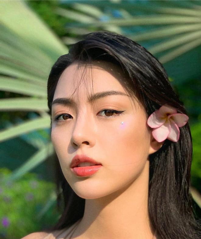 余薇薇 内衣秀_人间尤物魅力无法抵挡_35岁余薇薇丰腴身材写真