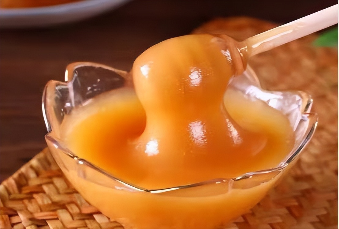 恋之坊土蜂蜜选购攻略_天然蜜液鉴赏指南_蜂蜜的保存时间是多长