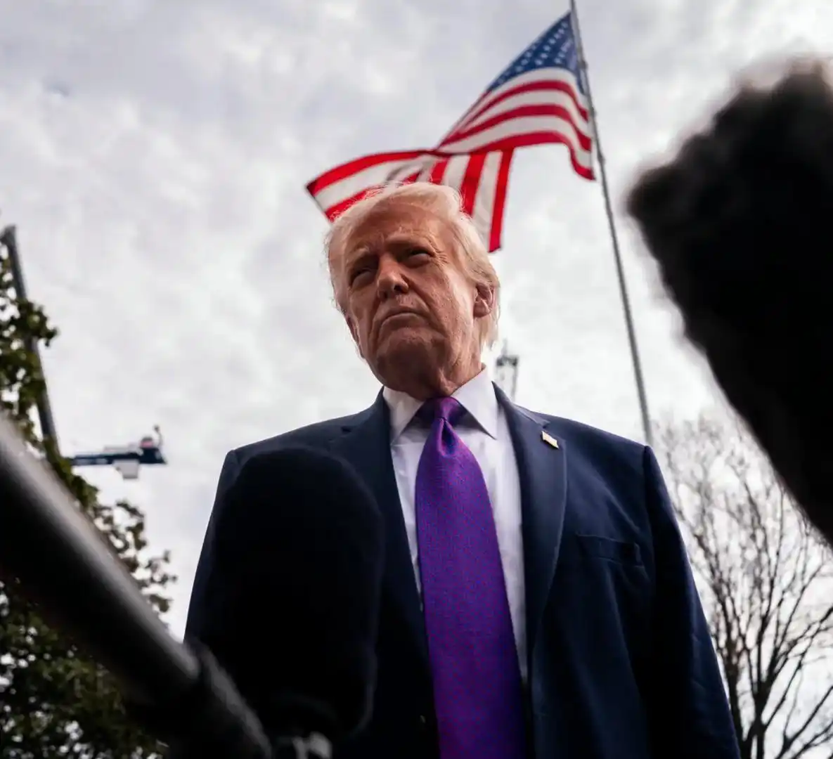 特朗普特朗普批准以色列袭击伊朗内塔尼亚胡游说特朗普 白宫战情室讨论伊朗局势 特朗普批准美以对伊朗发动打击前决策过程_伊朗副总统讽刺白宫