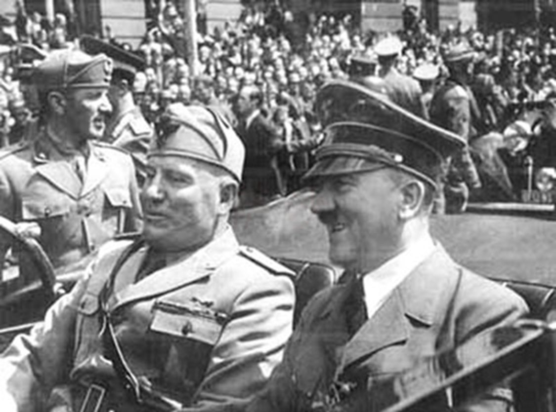 希特勒为何选择自杀而不是逃亡_1945年4月希特勒逃亡建议分析_希特勒自杀视频