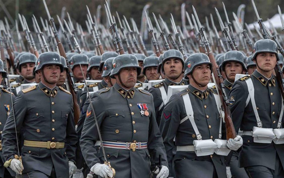 1945年4月希特勒逃亡建议分析_希特勒为何选择自杀而不是逃亡_希特勒自杀视频