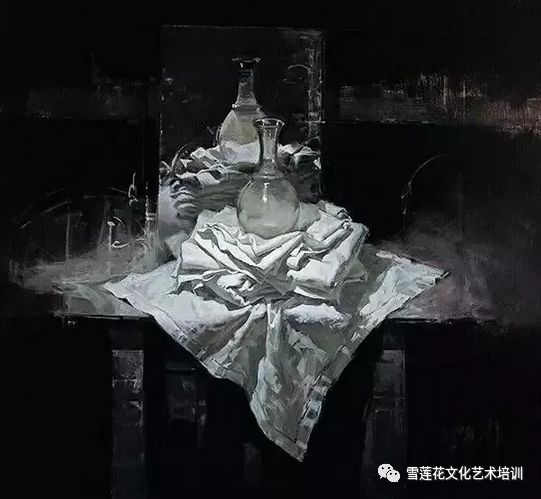素描衬布画法步骤图_衬布黑白灰关系_素描衬布画法