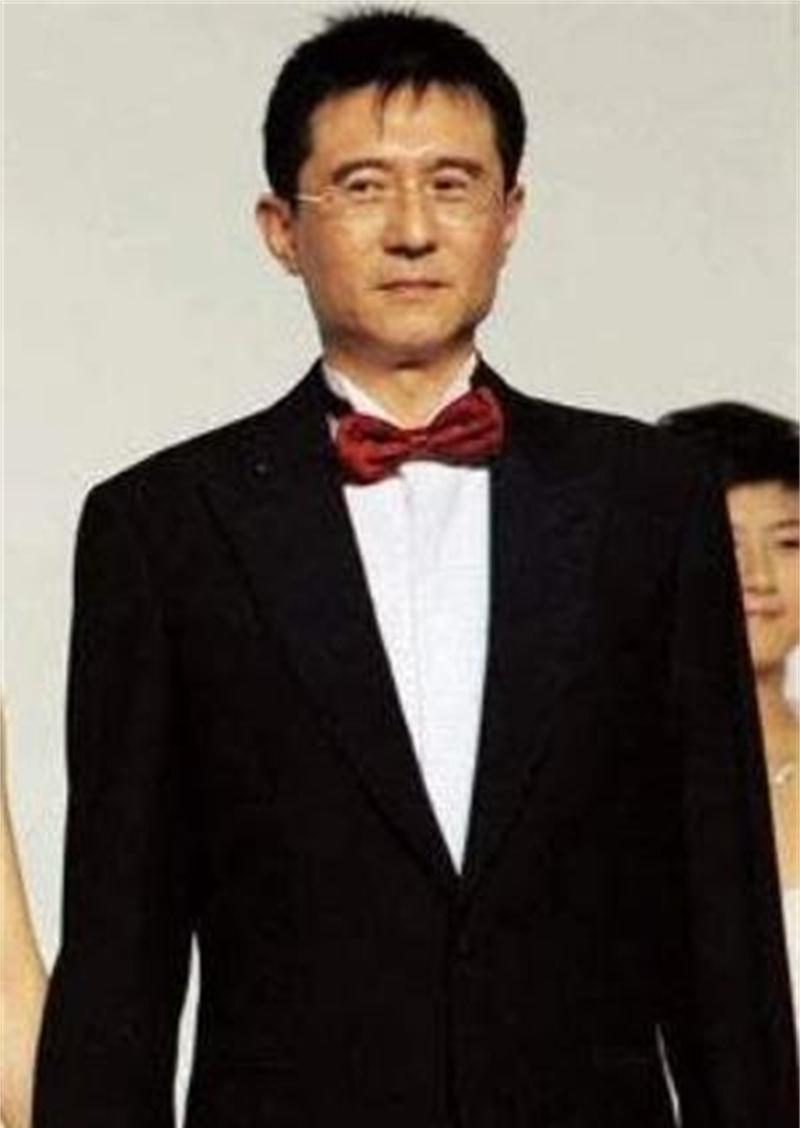 张怡宁老公徐威 天涯_张怡宁母亲支持徐威结婚_徐威袁立感情故事