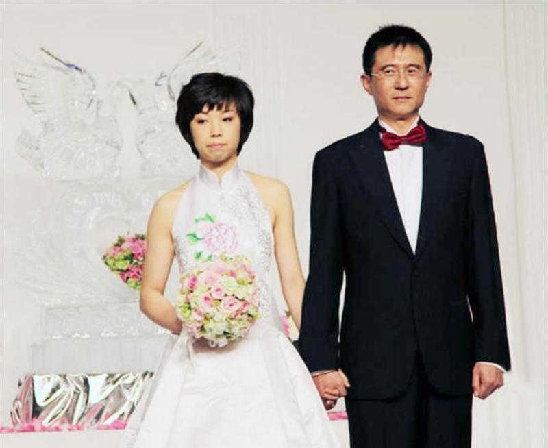 张怡宁母亲支持徐威结婚_徐威袁立感情故事_张怡宁老公徐威 天涯