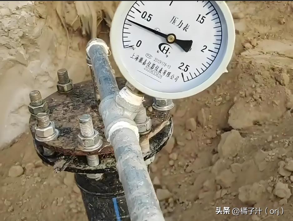 开式凝结水系统_中央空调水系统设备安装_中央空调水系统管道安装
