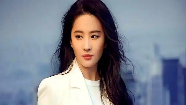 刘亦菲真实状态_刘亦菲素颜照_刘亦菲不化妆啥样
