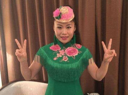 李玉刚谁捧红的_星光大道 草根歌手 成名之路_星光大道 李玉刚 音乐人生