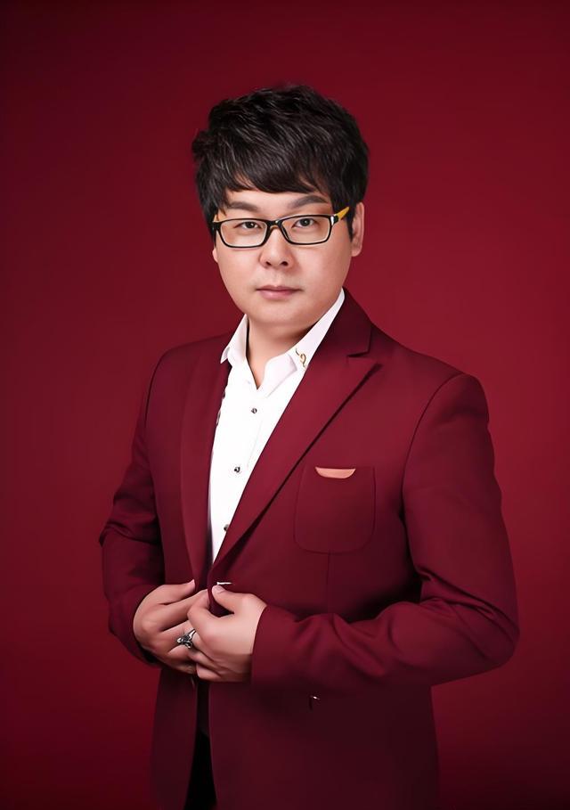 巴中明星_张梦儿威尼斯短片_四川平昌出了那些明星