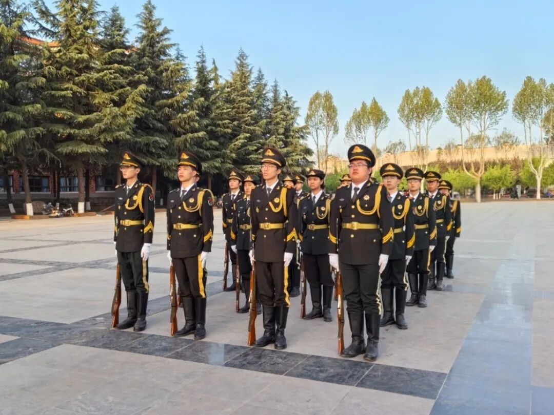 感恩文化专题_西京学院升国旗仪式感恩文化_感恩父母老师中华美德