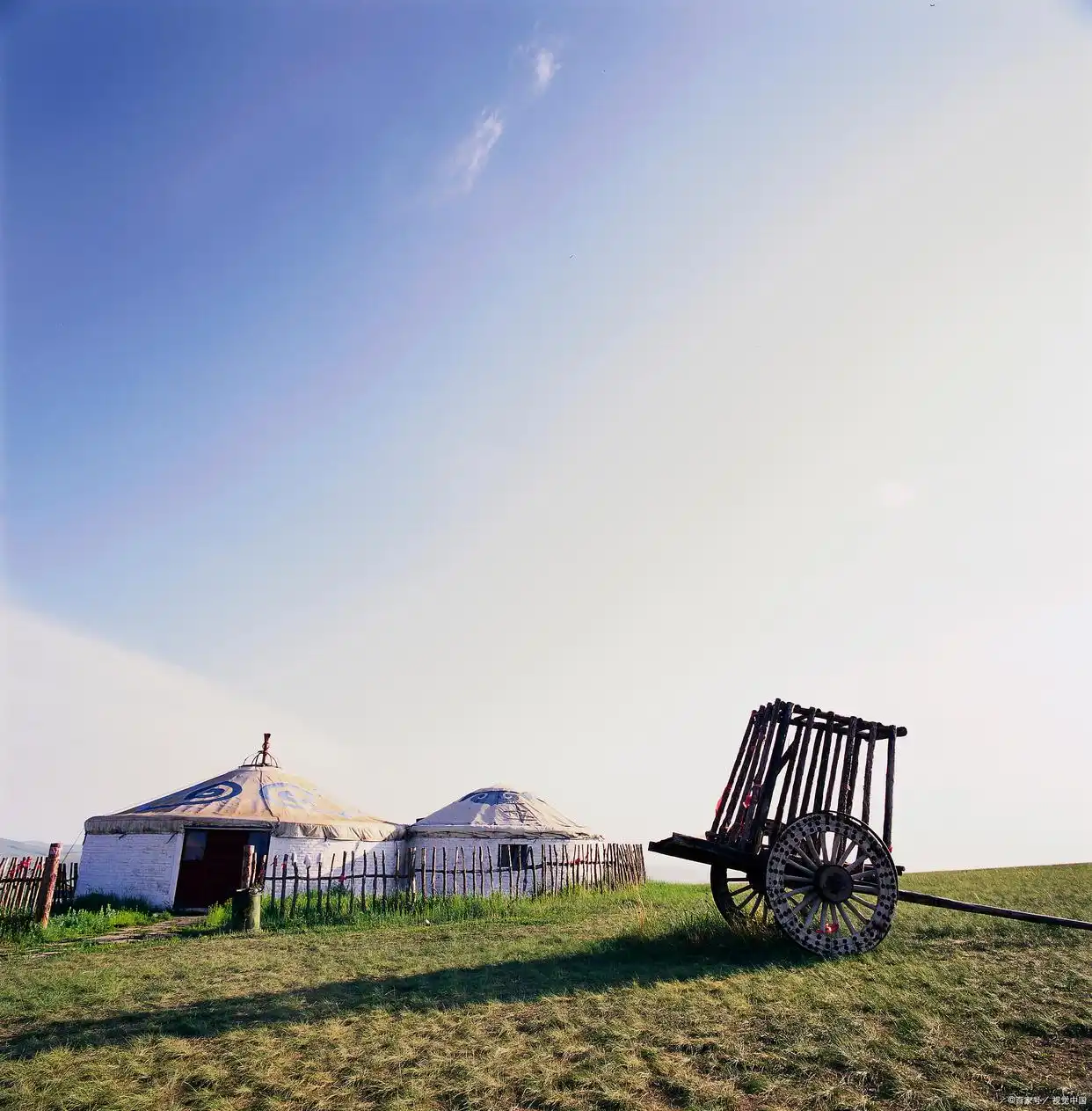 鄂尔多斯成吉思汗陵旅游区_鄂尔多斯有哪些景点_鄂尔多斯响沙湾旅游区