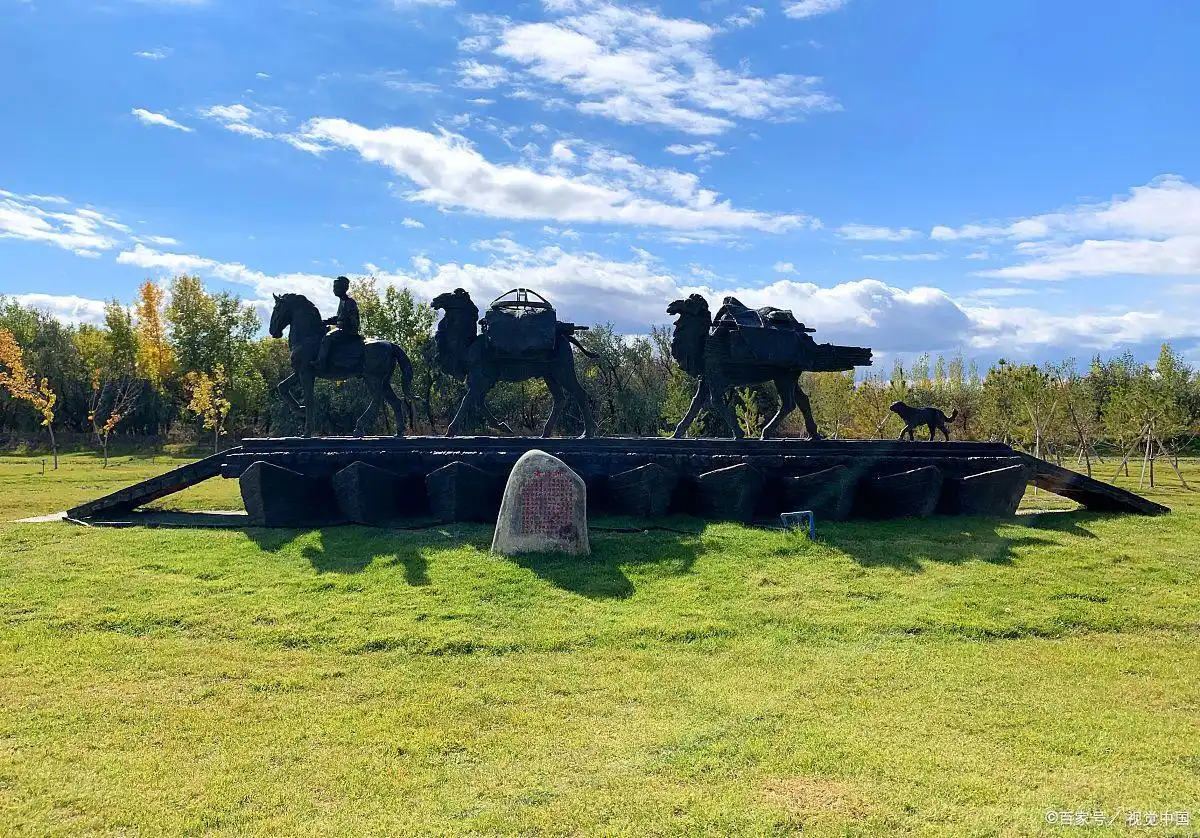 鄂尔多斯响沙湾旅游区_鄂尔多斯有哪些景点_鄂尔多斯成吉思汗陵旅游区