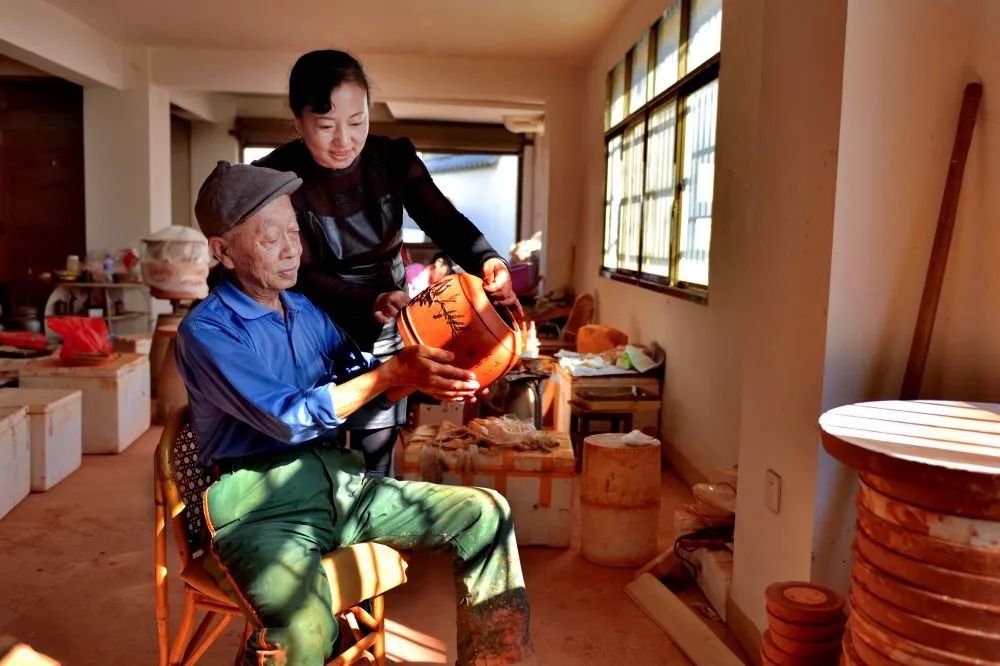 建水紫陶文化产业园区_建水紫陶文化产业园区_全国版权示范园区