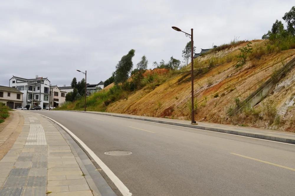 建水紫陶国家级文化产业示范园区修缮道路_党群服务中心服务陶企_建水紫陶文化产业园区