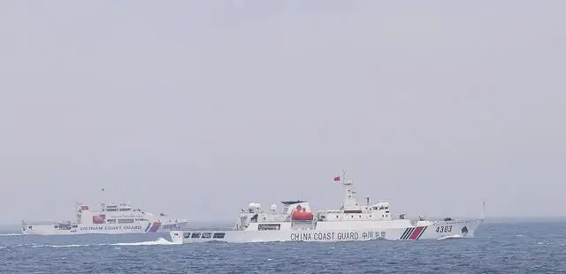 越南陆军与中国陆军合作_中越边境陆军联合训练_中国联合军演 坦克