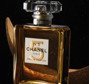 香奈儿小黑裙的设计_可可香奈儿生平_香奈儿小黑裙历史