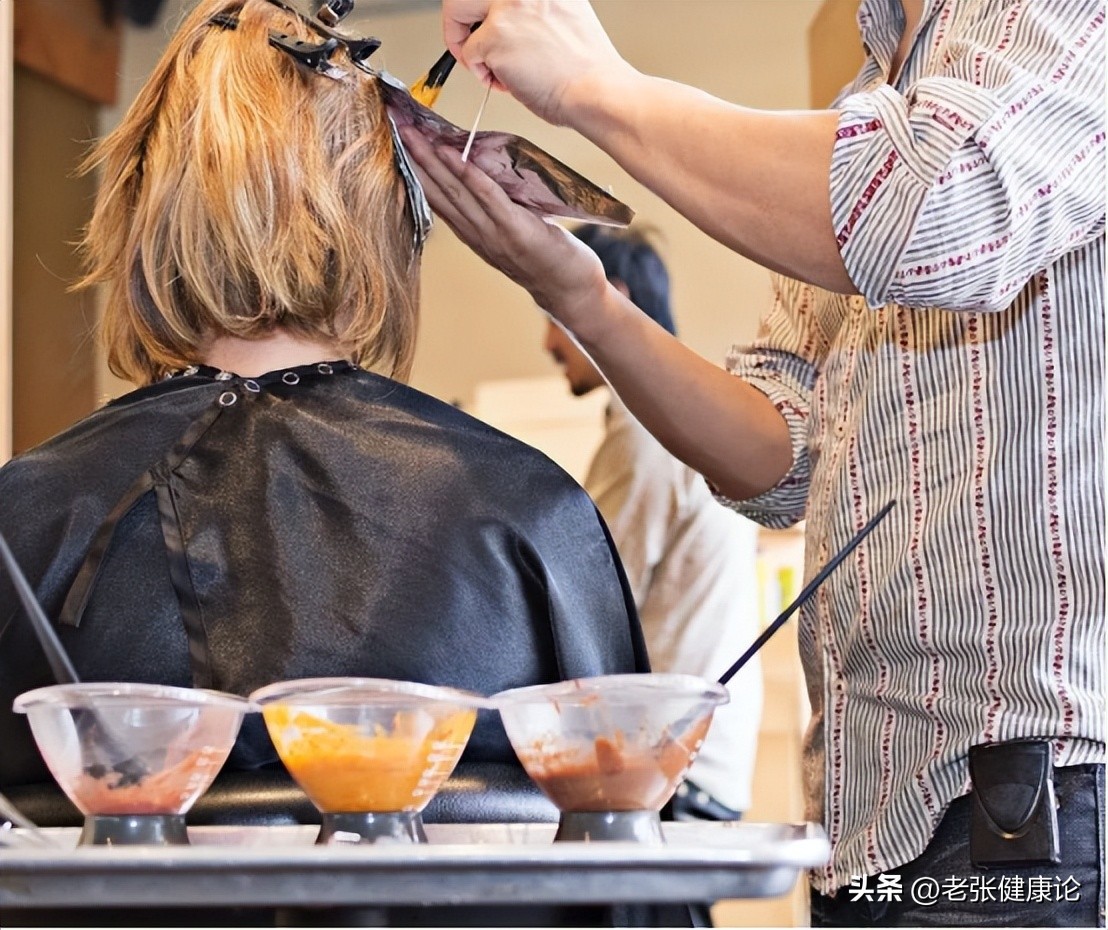 染发安全注意事项_买染发剂需要注意什么_染发致癌风险