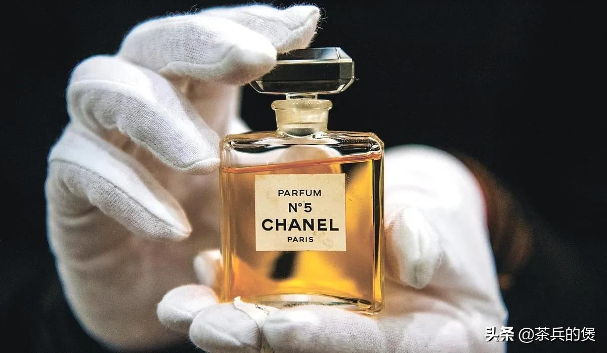 可可香奈儿 百度云_香奈儿品牌历史_可可香奈儿创业故事