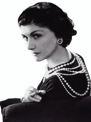 香奈儿独立努力的生活态度_可可香奈儿传奇一生_可可香奈儿 百度云