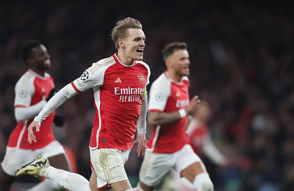 阿森纳晋级欧冠8强无悬念 大胜药厂值得一搏_拉亚扑点球大战_阿森纳欧冠晋级14年