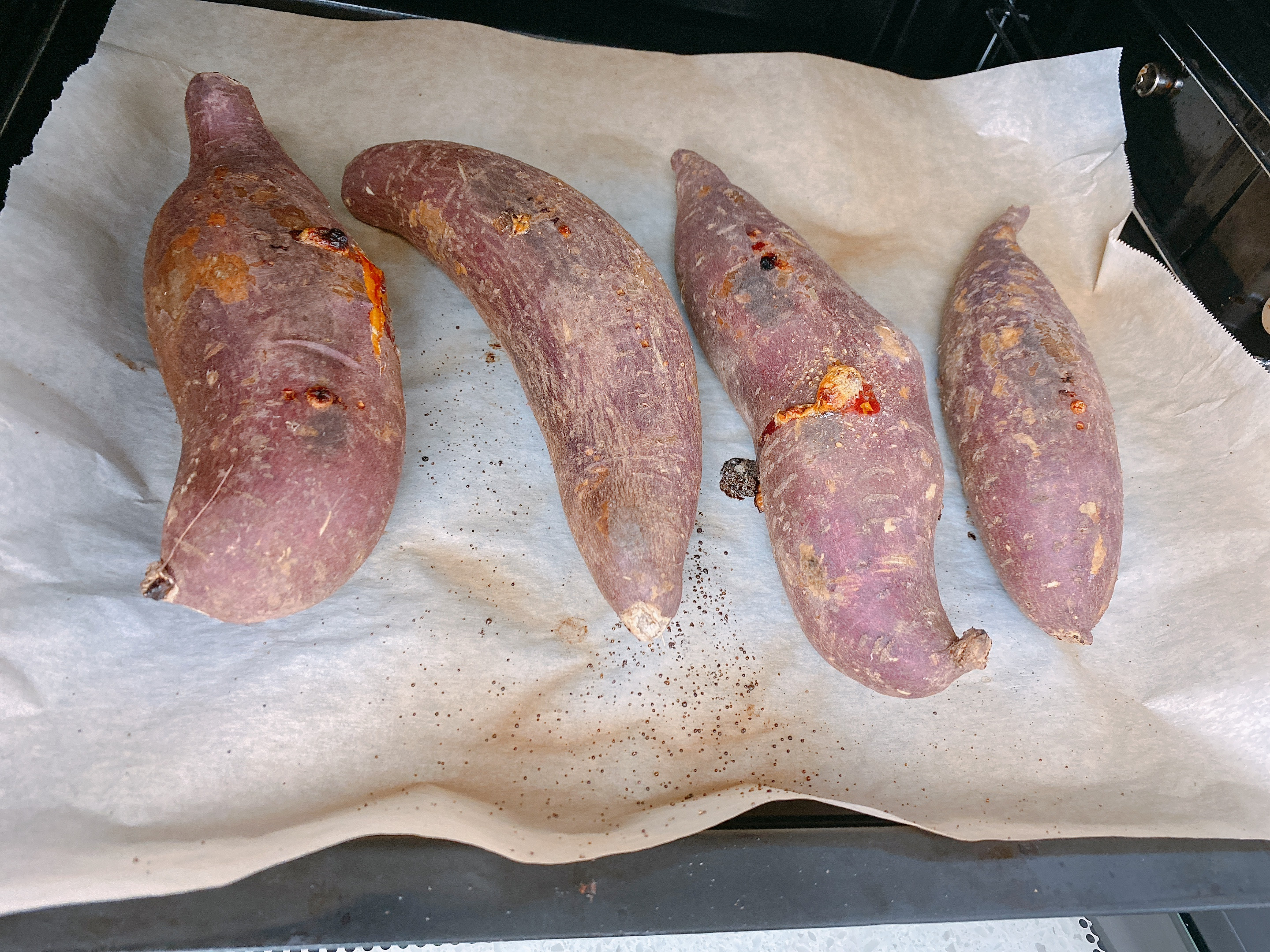 红薯食谱分享_考箱烤红薯要多长时间_烤红薯做法