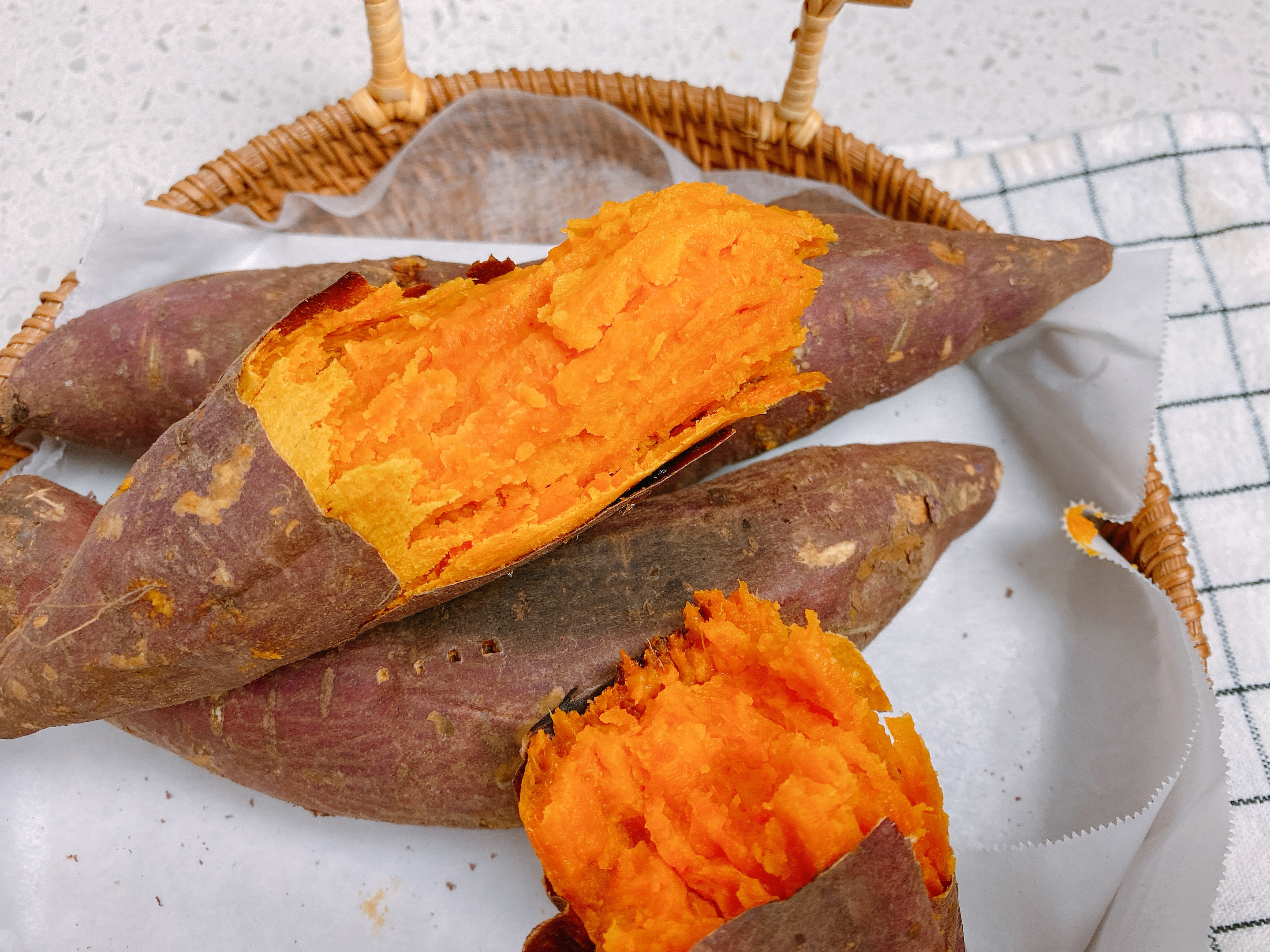 考箱烤红薯要多长时间_烤红薯做法_红薯食谱分享