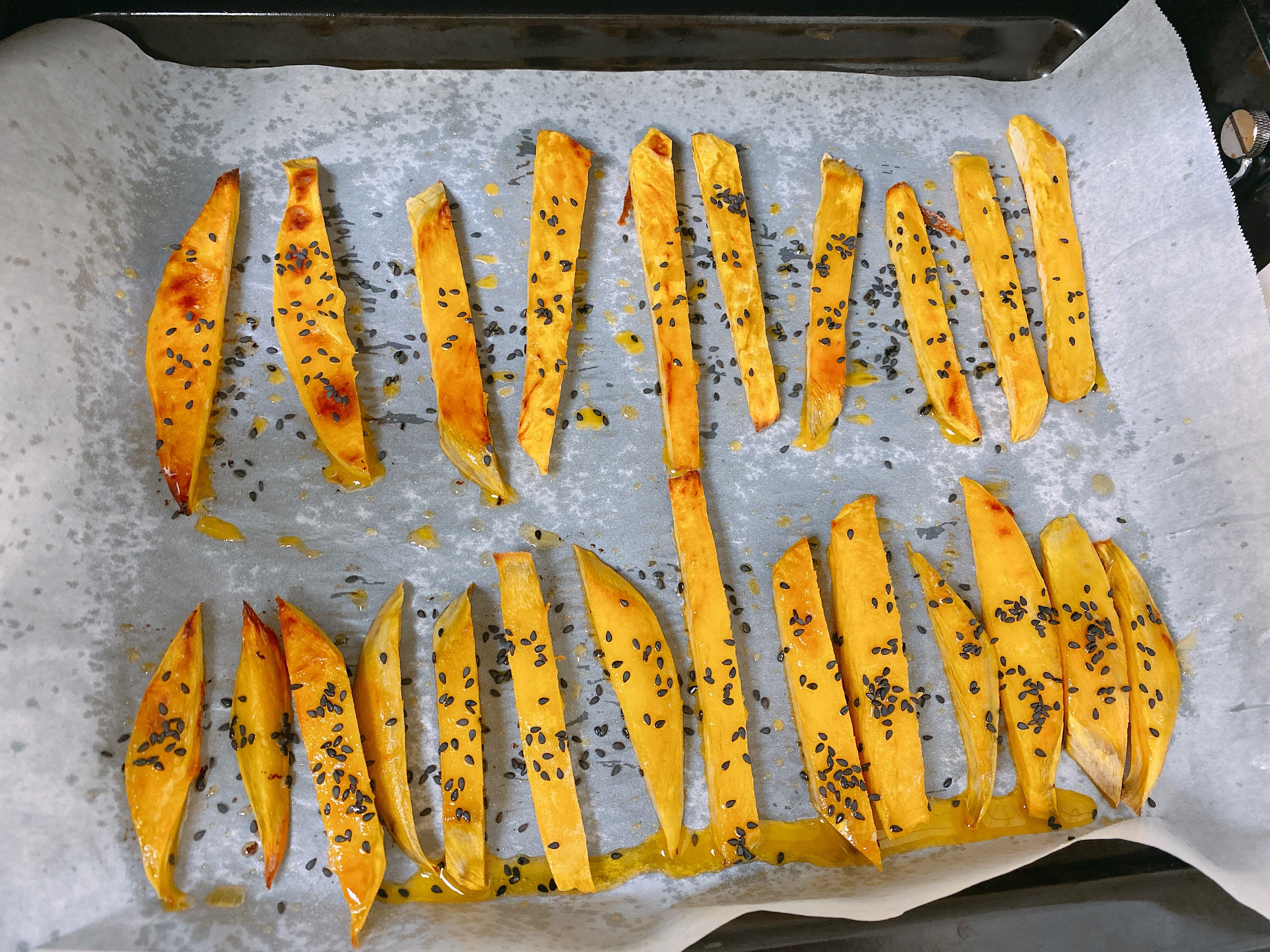 红薯食谱分享_烤红薯做法_考箱烤红薯要多长时间