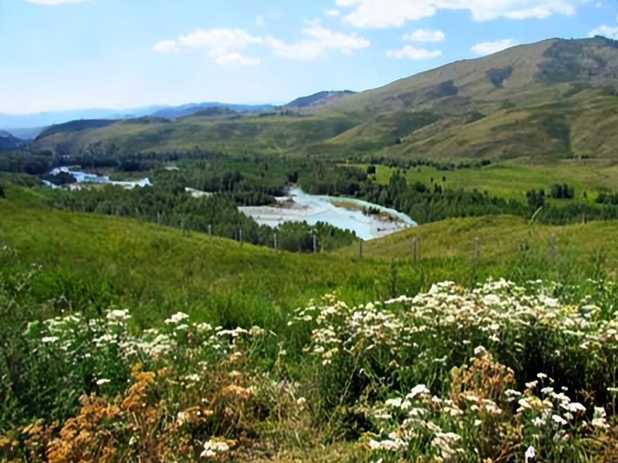 喀纳斯旅游攻略_喀纳斯湖生态旅游建议_喀纳斯最佳旅行时间