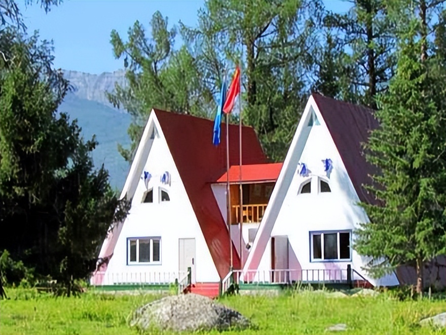 喀纳斯旅游攻略_喀纳斯湖生态旅游建议_喀纳斯最佳旅行时间