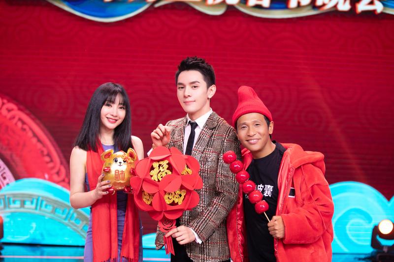 东方卫视记者名单_东方卫视春晚2020节目单_东方卫视春晚2020完整嘉宾名单