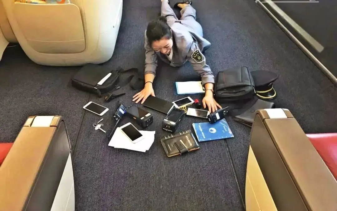 信息通信网络机务员证书 颁发单位 大专及以上学历_数据通信机务员考试