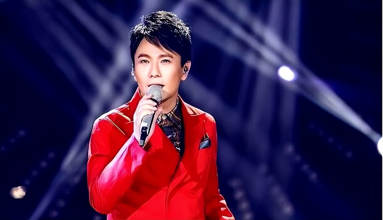 喜欢张信哲的女人很多_张信哲情歌王子成名之路_张信哲音乐生涯起伏