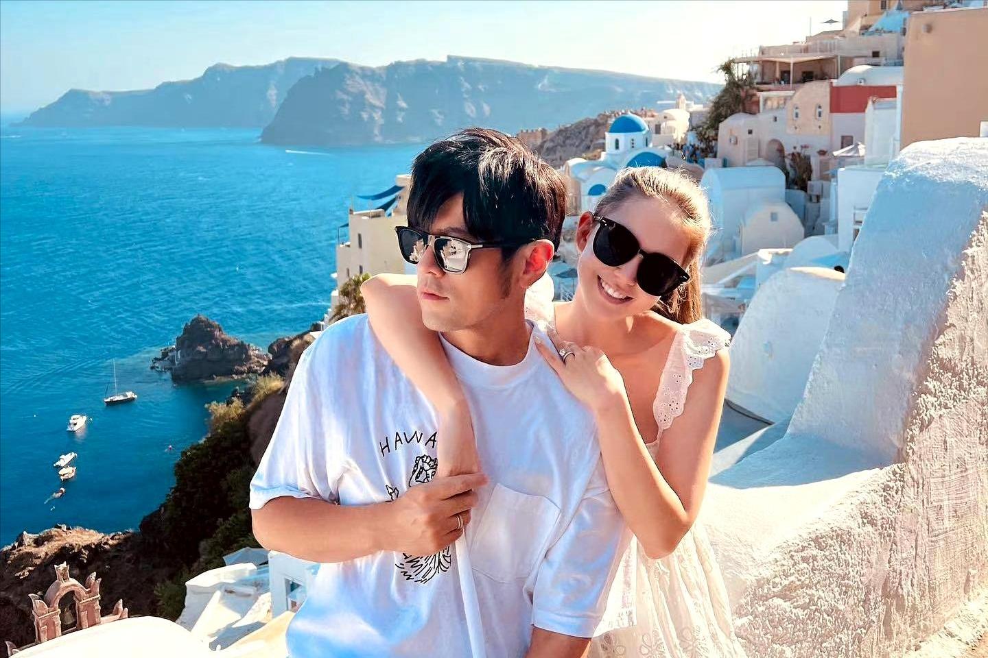 张信哲初恋女友 朱小妹 张信哲57岁未婚原因_喜欢张信哲的女人很多