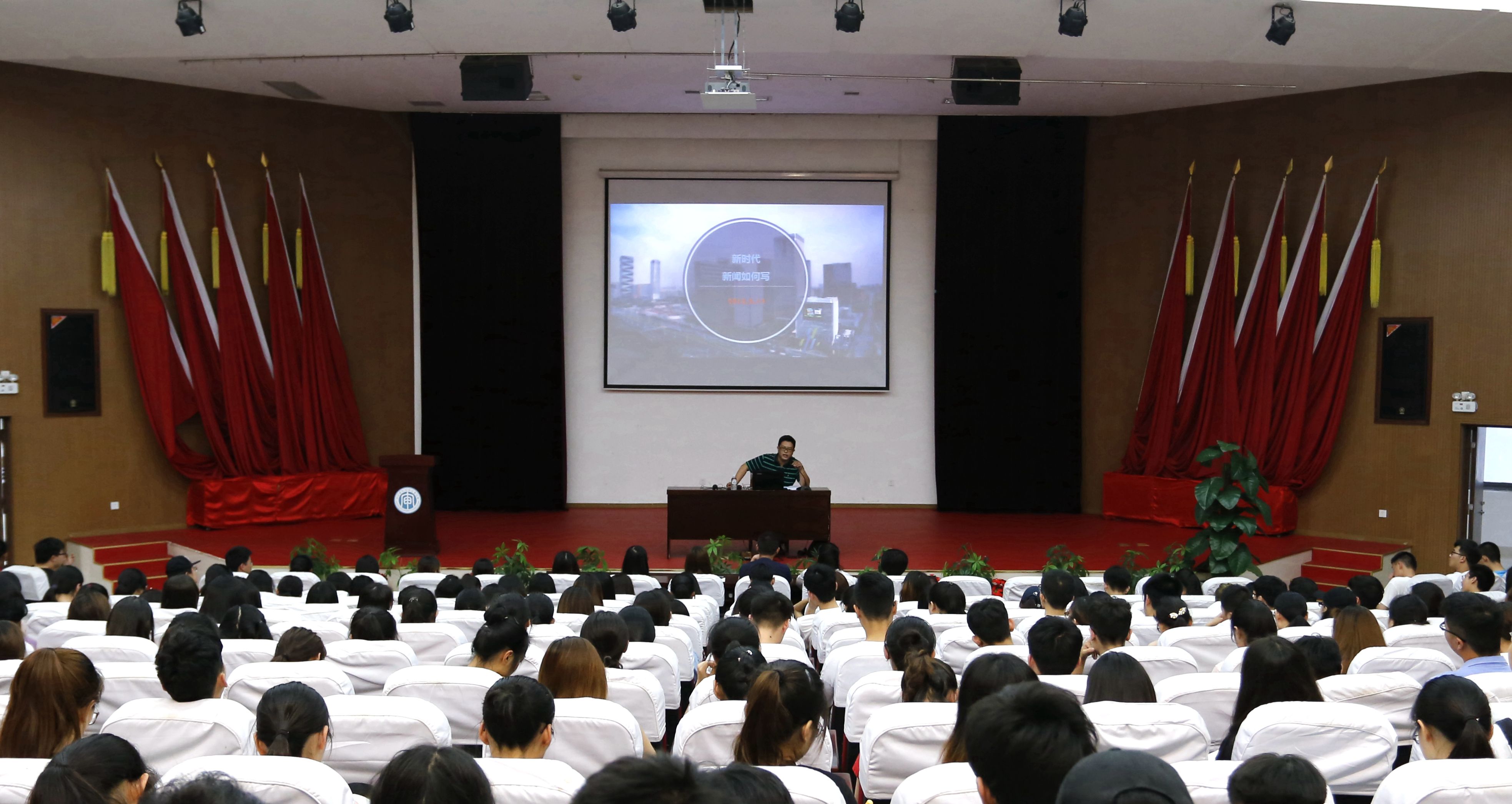 新闻标题制作技巧_新媒体时代如何写好新闻_怎么写电视新闻稿