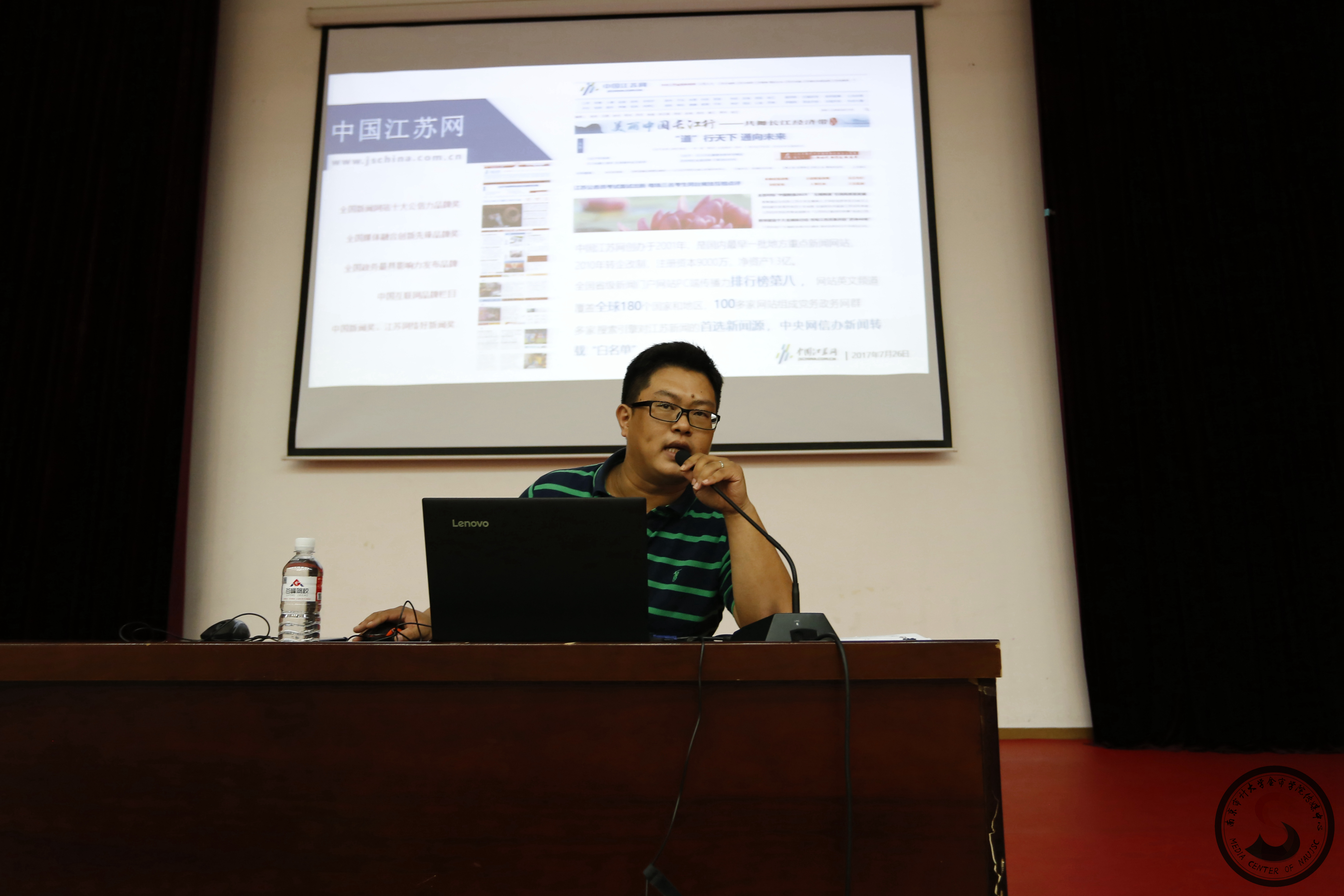 怎么写电视新闻稿_新闻标题制作技巧_新媒体时代如何写好新闻