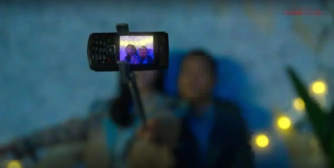 摩托罗拉wx180_《狂飙》手机盘点_斯达康UT118