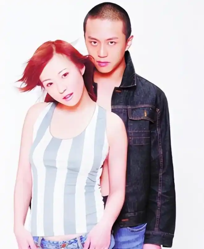 郝蕾邓超\\_孙俪邓超危险关系搂搂抱抱_邓超郝蕾孙俪态度对比