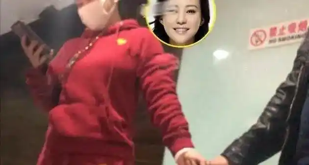 郝蕾邓超\\_郝蕾现任男友贴心举动_郝蕾和好友聚餐