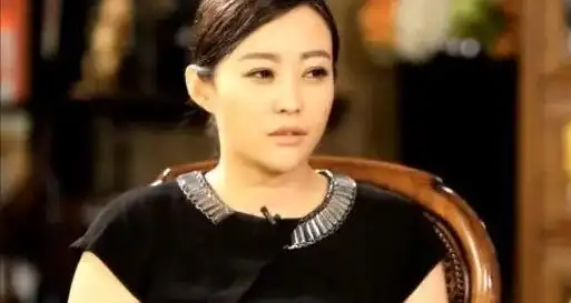 郝蕾现任男友贴心举动_郝蕾邓超\\_郝蕾和好友聚餐