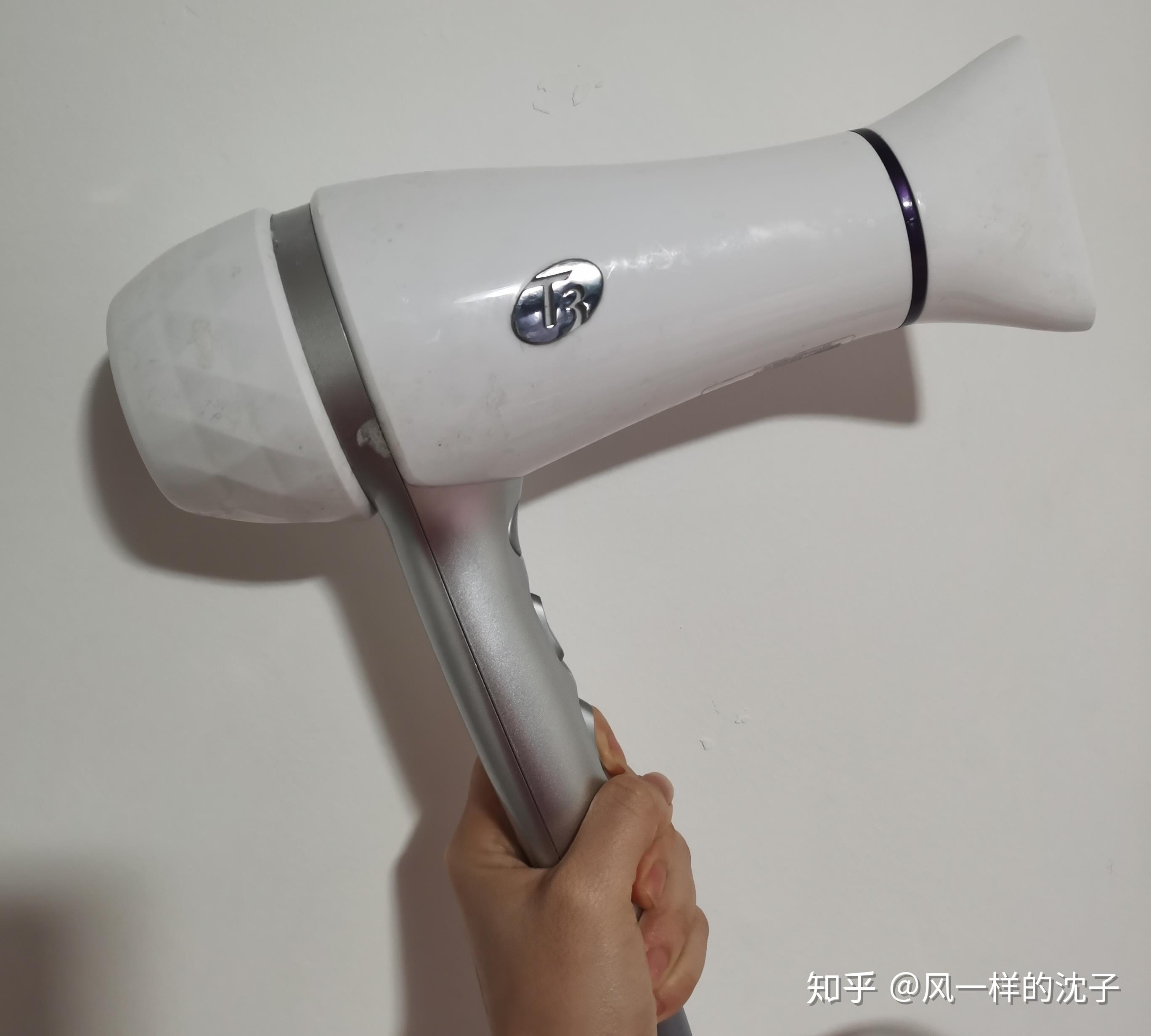 细软贴发质蓬松技巧_头发软化能持续多久_拯救塌顶