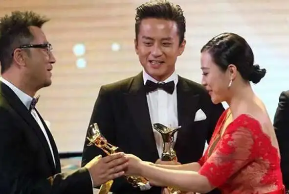 郝蕾疑似新恋情曝光_郝蕾邓超\\_郝蕾刘烨离婚声明