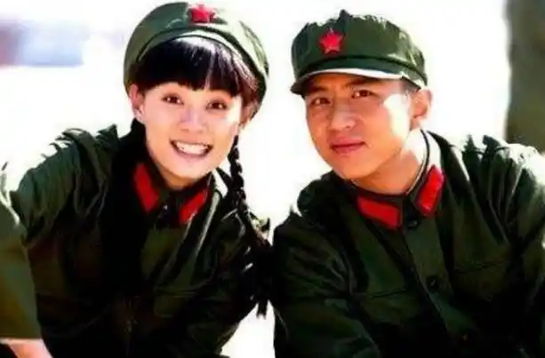 郝蕾疑似新恋情曝光_郝蕾刘烨离婚声明_郝蕾邓超\\