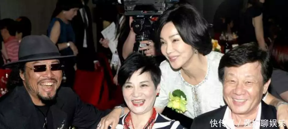 寇世勋身高_寇世勋两个老婆27年_寇世勋双妻生活