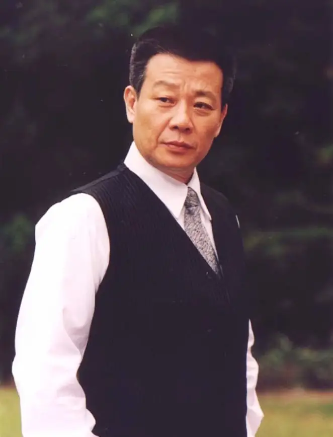 寇家瑞38岁没结婚有女儿_寇世勋儿子寇家瑞像妈_寇世勋身高