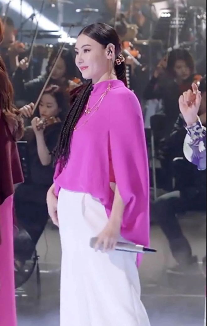 张柏芝离婚后采访_张柏芝离婚后感情生活_张柏芝单身生育三个儿子