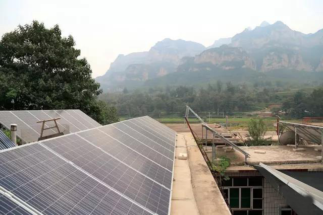 农村屋顶光伏电站安装_家庭光伏发电模式_加盟屋顶光伏发电