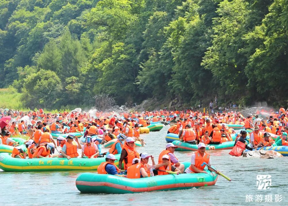 清原红河峡谷漂流景区_中国北方第一漂_抚顺红河谷漂流电话